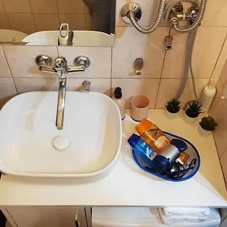 Liberty アパート